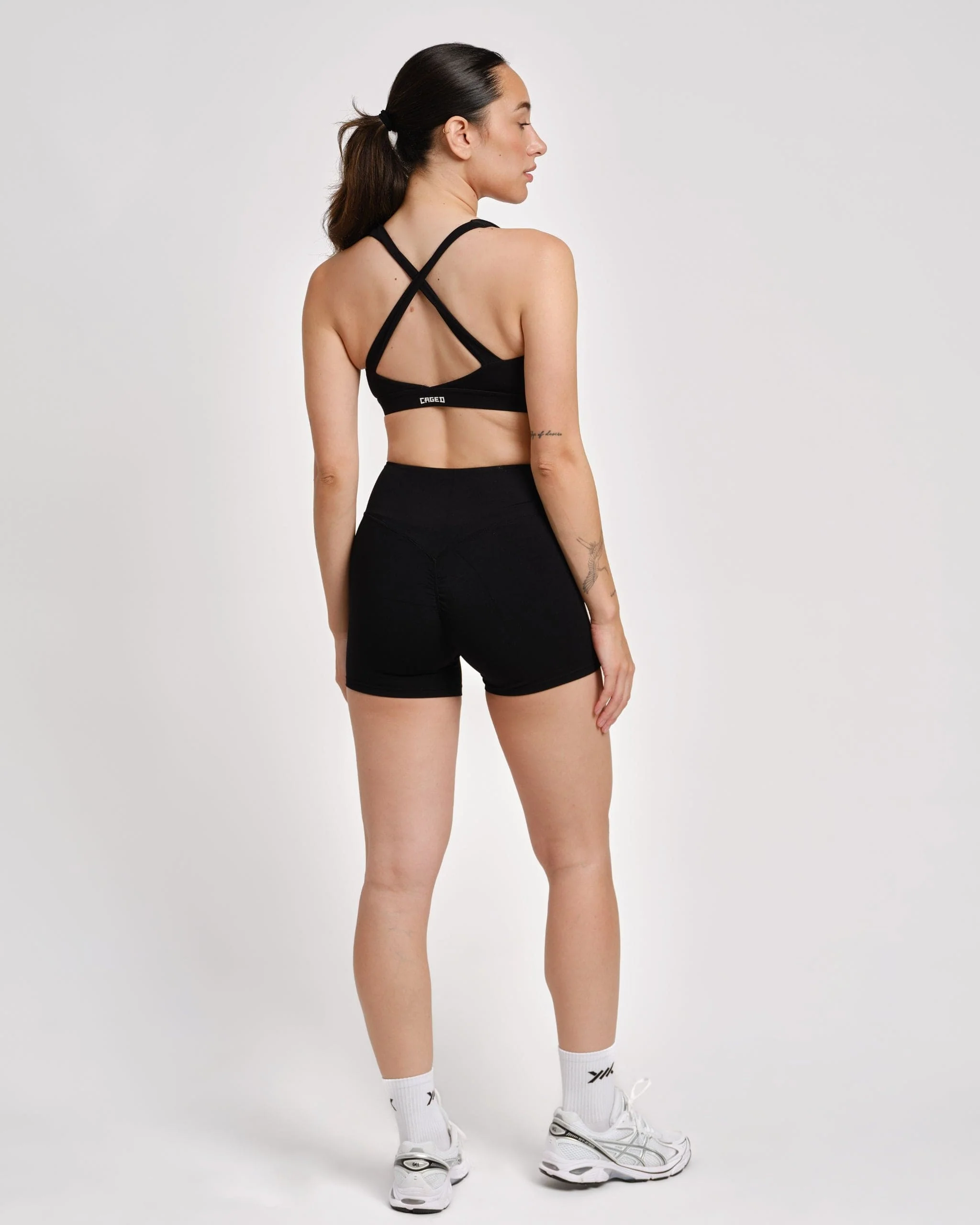 Essential shorts - Image 4